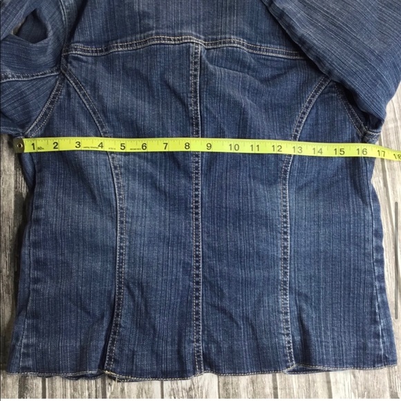 Bandolino Women’s Jean Jacket Denim Jacket Small - Picture 7 of 8